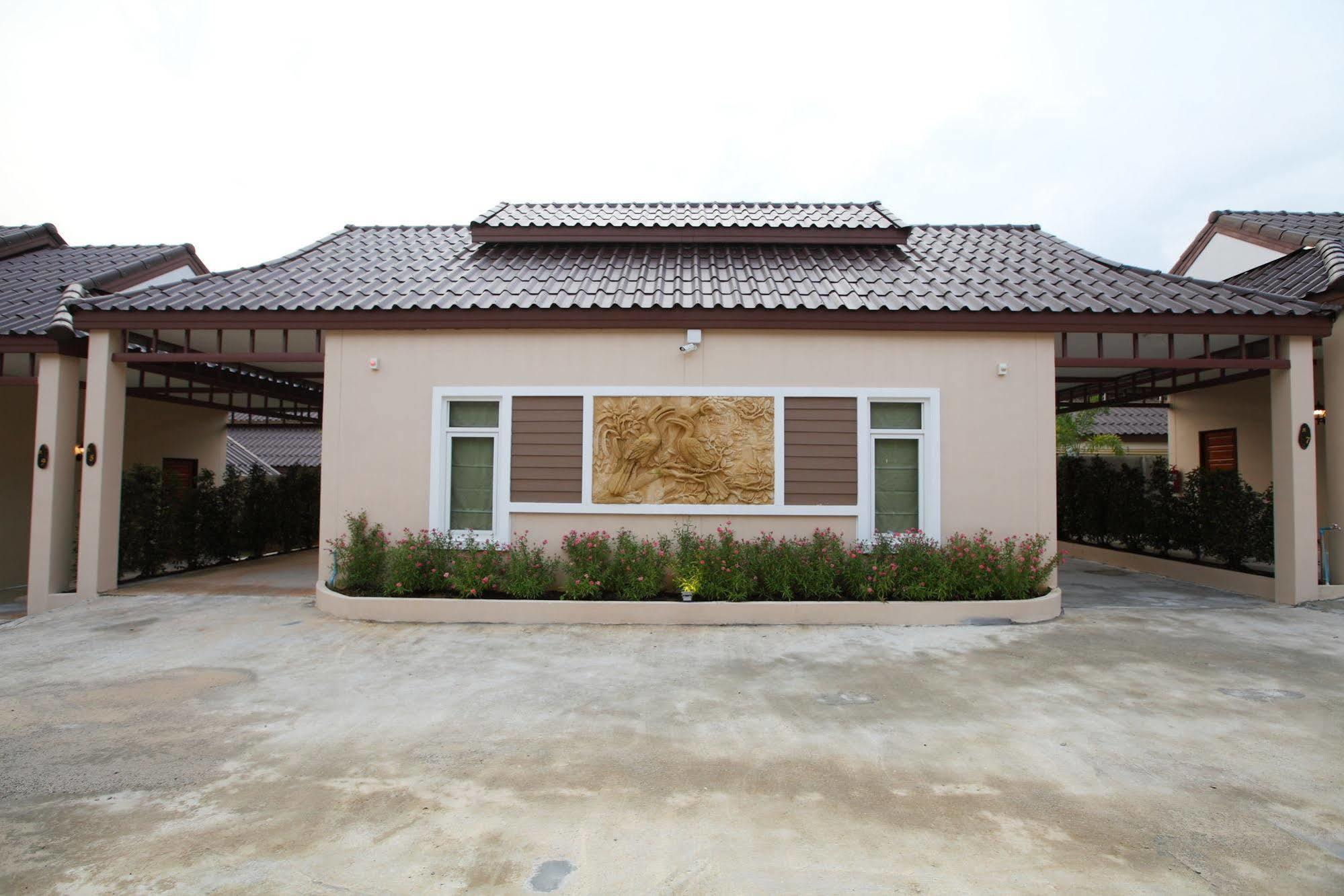 Pongjun Resort Hat Yai Ngoại thất bức ảnh